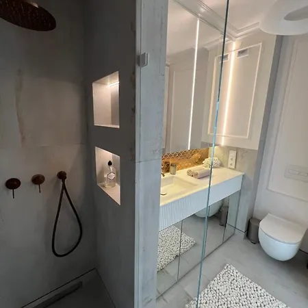 Apartament Golden Manufaktura Apartment